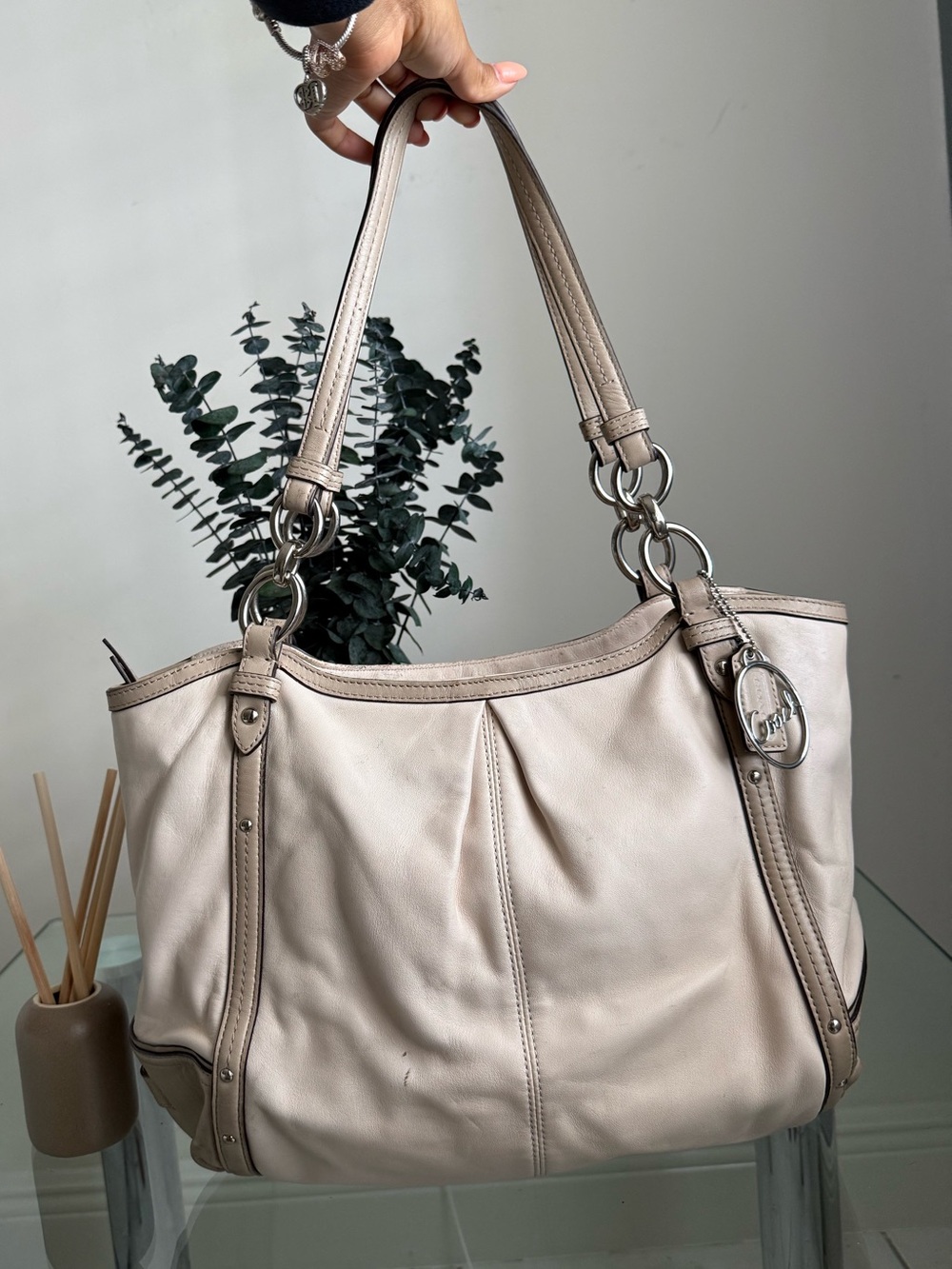 Coach Alexandra Cream hobo shoulder bag